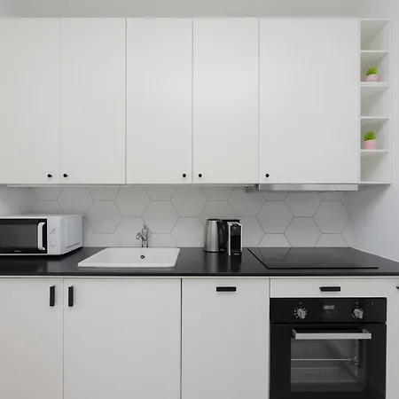 Apartament Cozy With Parking Near Expo Xxi By Renters