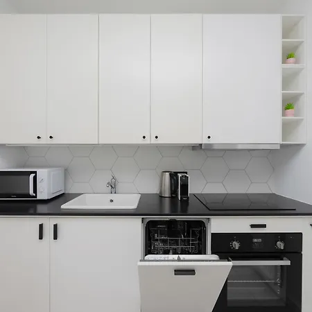 Cozy With Parking Near Expo Xxi By Renters * Warszawa