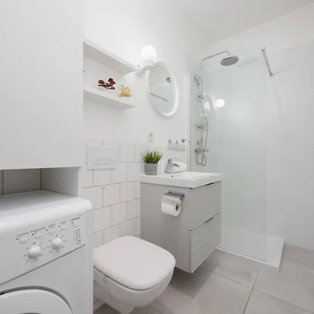 Cozy With Parking Near Expo Xxi By Renters Warszawa